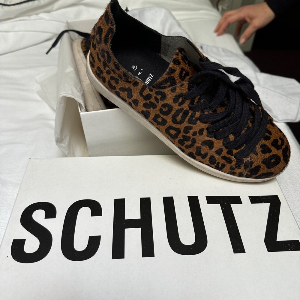 SCHUTZ leopard sneakers size 7